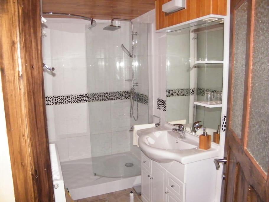 Gite Les 7 Frenes Vaux-sur-Sure Exterior photo